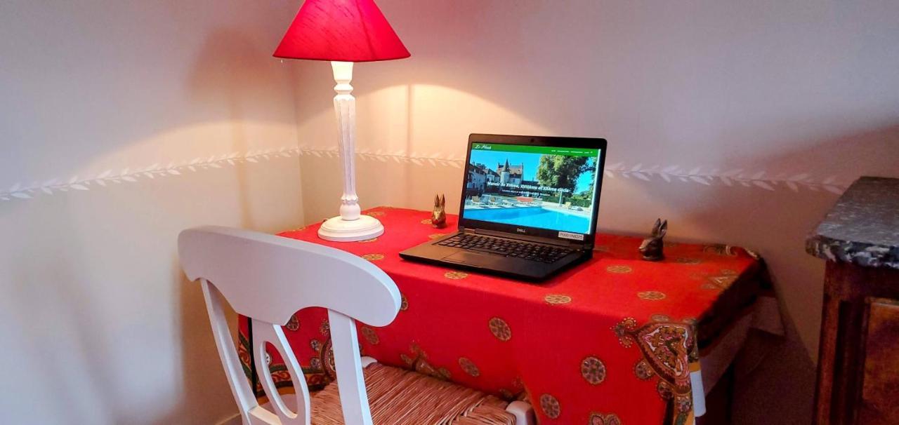 Le Sequoia Bed & Breakfast Velles  Eksteriør bilde