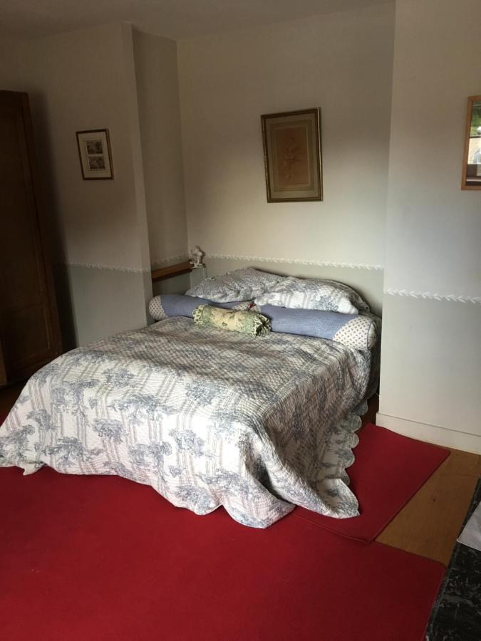 Le Sequoia Bed & Breakfast Velles  Eksteriør bilde