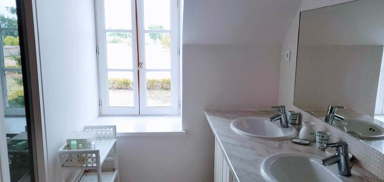 Le Sequoia Bed & Breakfast Velles  Eksteriør bilde